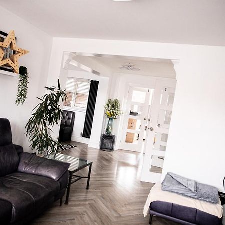 Inviting 3-Bed House In Manchester Luaran gambar